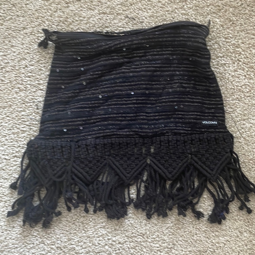 Volcom crochet zip up clutch